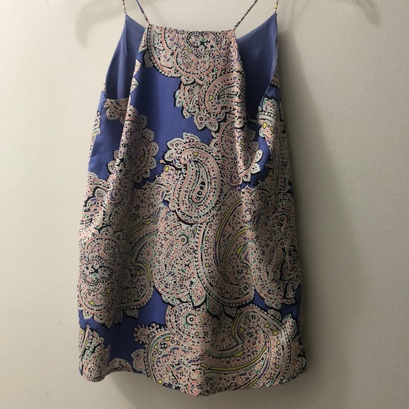 The Limited Flowy Patterned Tank - Picture 2 of 6